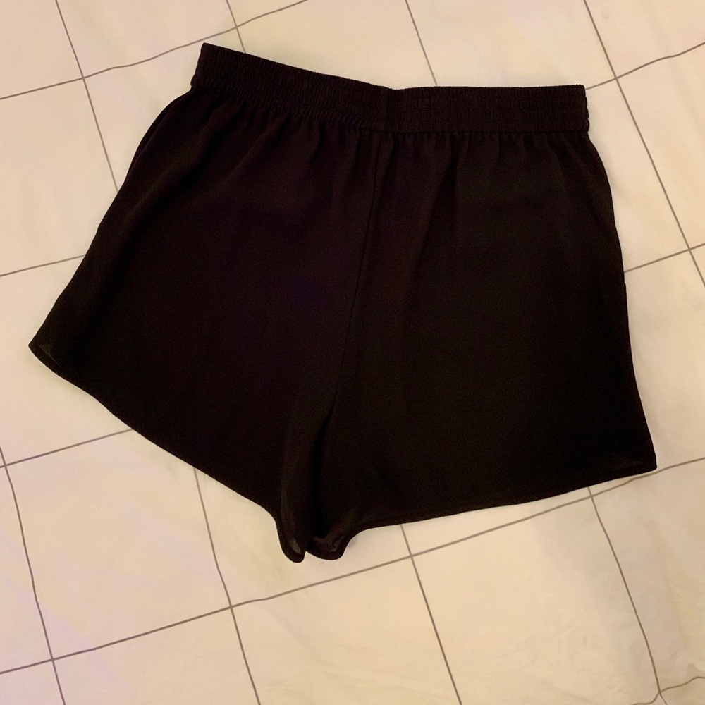 Babaton Flowy Shorts
